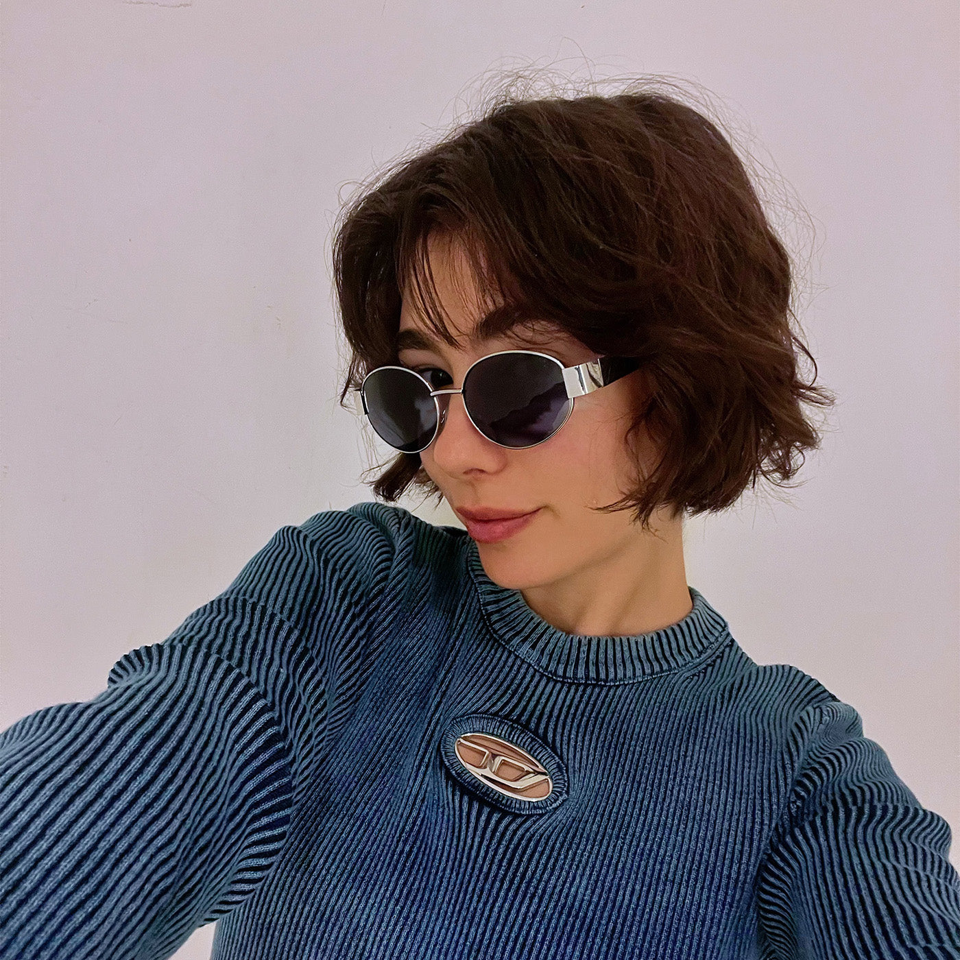 Eva Kosmos in ONEDAY sunglasses